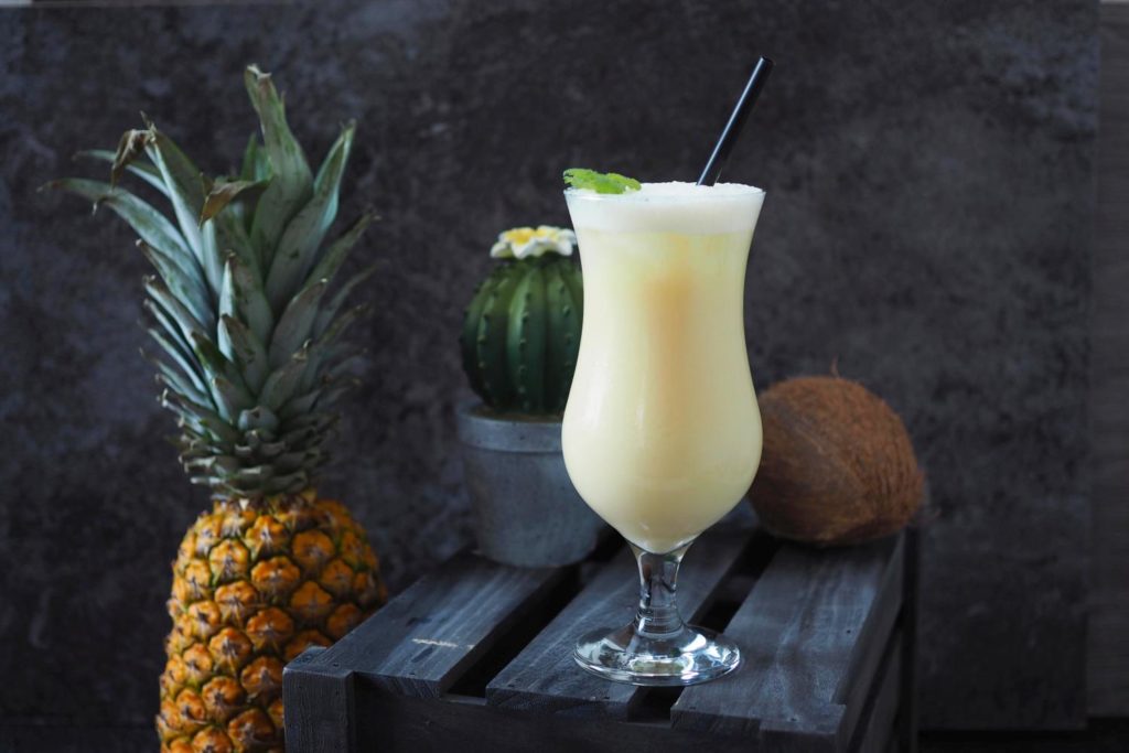 pina-colada-karibik-zu-hause-cocktail-ananas-genießen