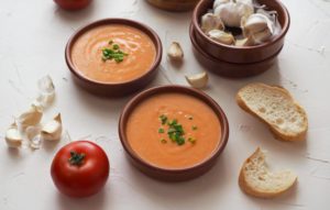 salmorejo-andaluz-kalte-suppe-tomatensuppe-spanien-andalusien