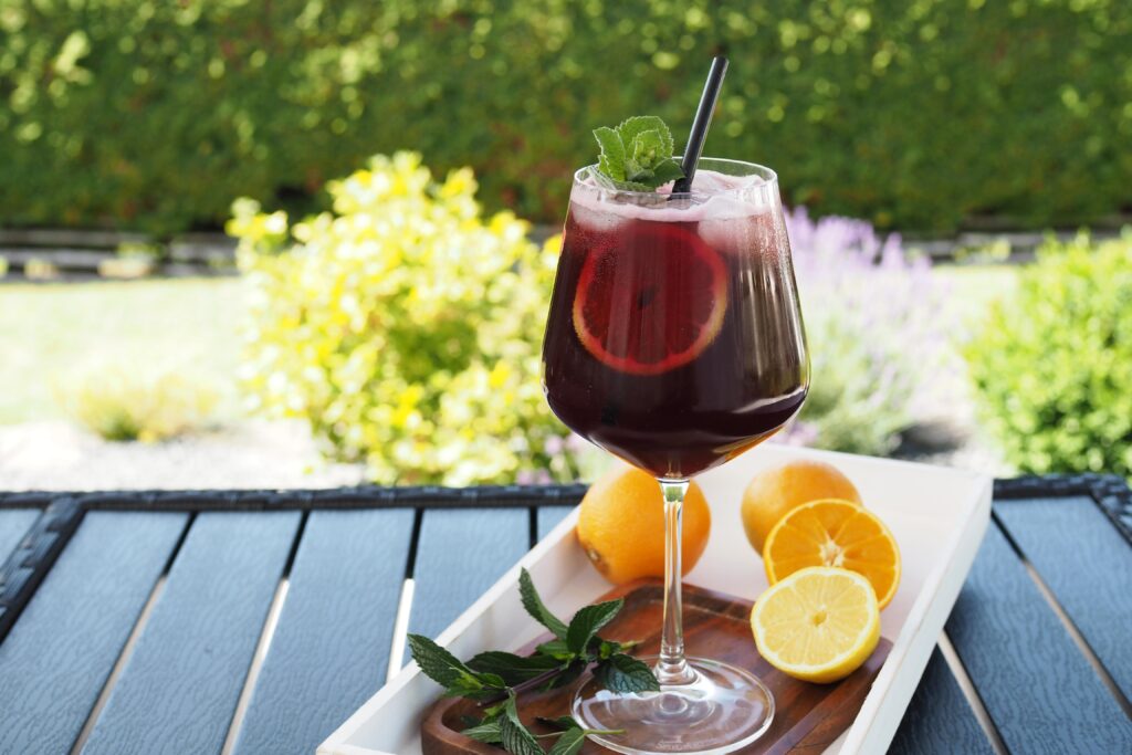 tinto-de-verano-sommerrotwein