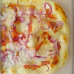 Flammkuchen a la española - mit Jamón und Ziegenkäse