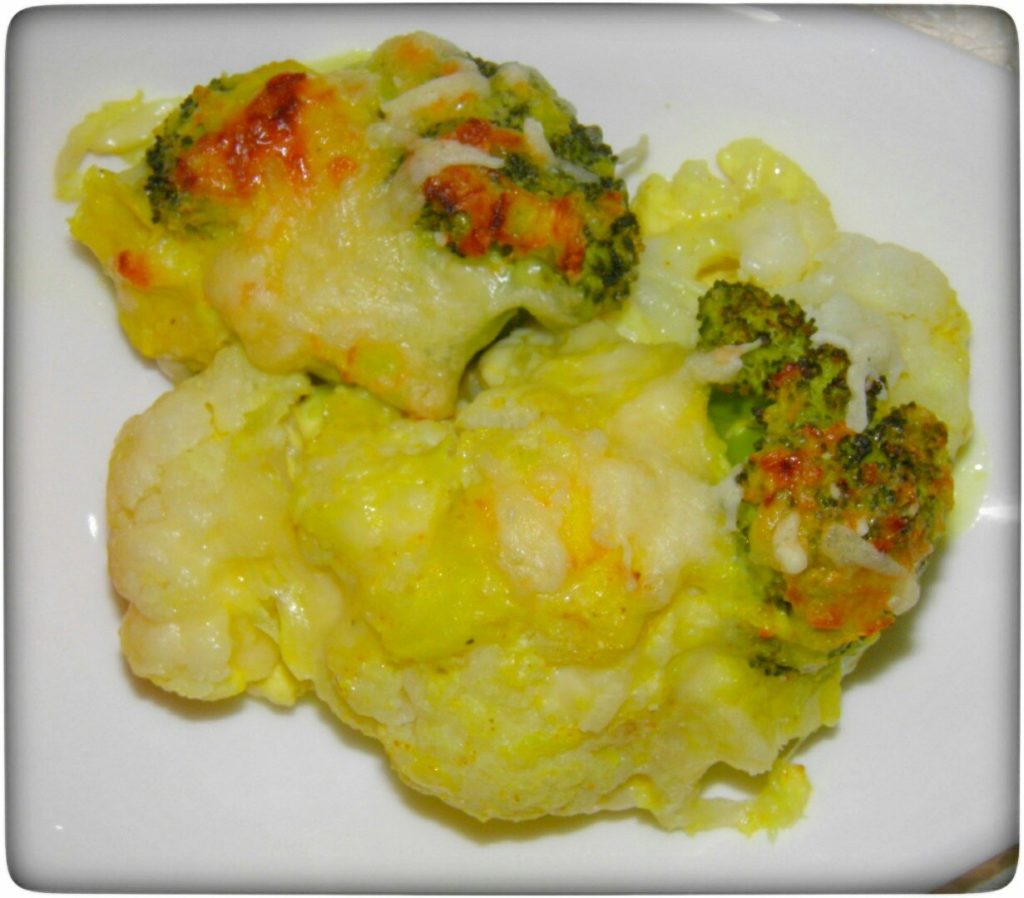 Orientalischer Blumenkohl- und Brokkoliauflauf mit Tomaten-Reis aus dem Thermomix