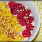 Smoothie-Bowl-Mango-Himbeere-trifft-leckeren-Chia-Pudding