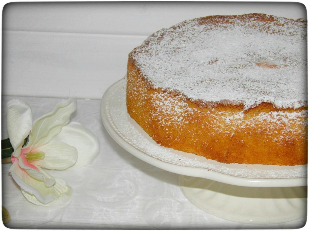 Gató-mallorquín-Mallorquinischer-Mandelkuchen-glutenfrei-aus-dem-Thermomix