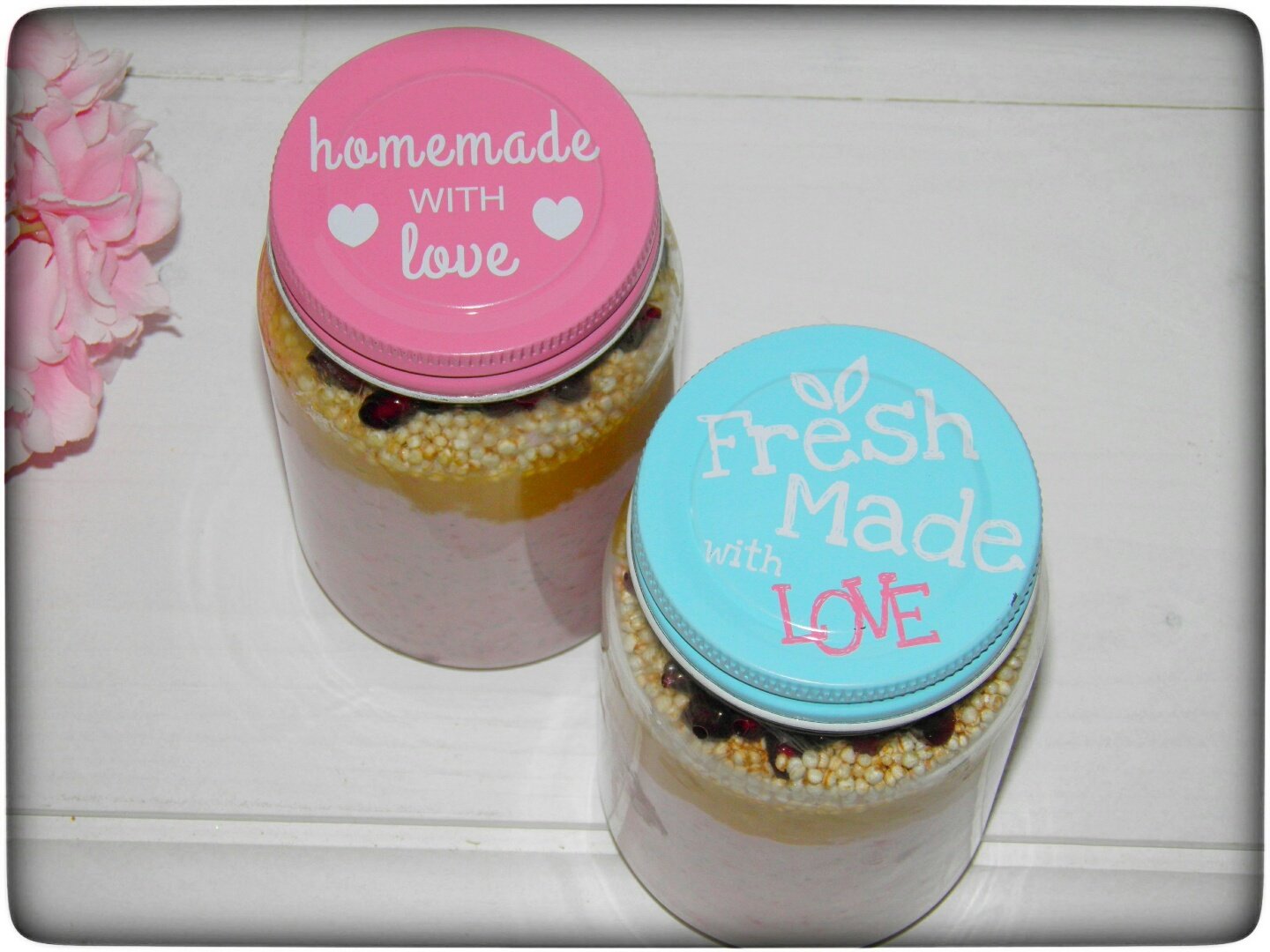 Overnight Oats: Erdbeer-Chiapudding mit Kokosmilch und Mango ...