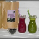 Smoothie-mit-Gerstengras -Aronia-Beere