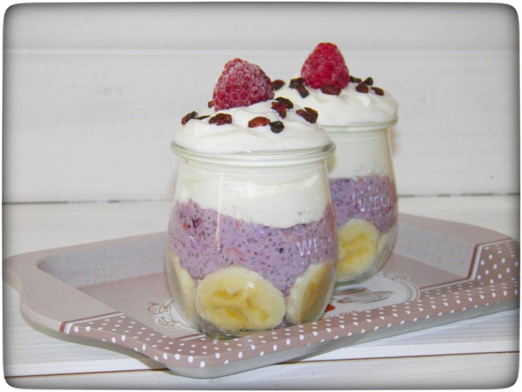Overnight-Oats-mit-Blaubeer-Chia-Pudding-Thermomix