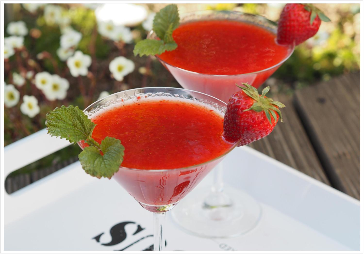 Strawberry-Daiquiri-aus-dem-Thermomix - Wiewowasistgut