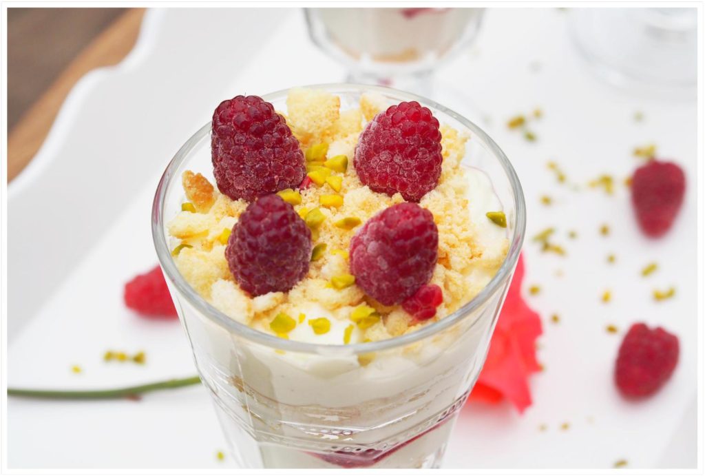 Blitzschnelles-Himbeer-Mascarpone-Traeumchen-für-Klein-Groß
