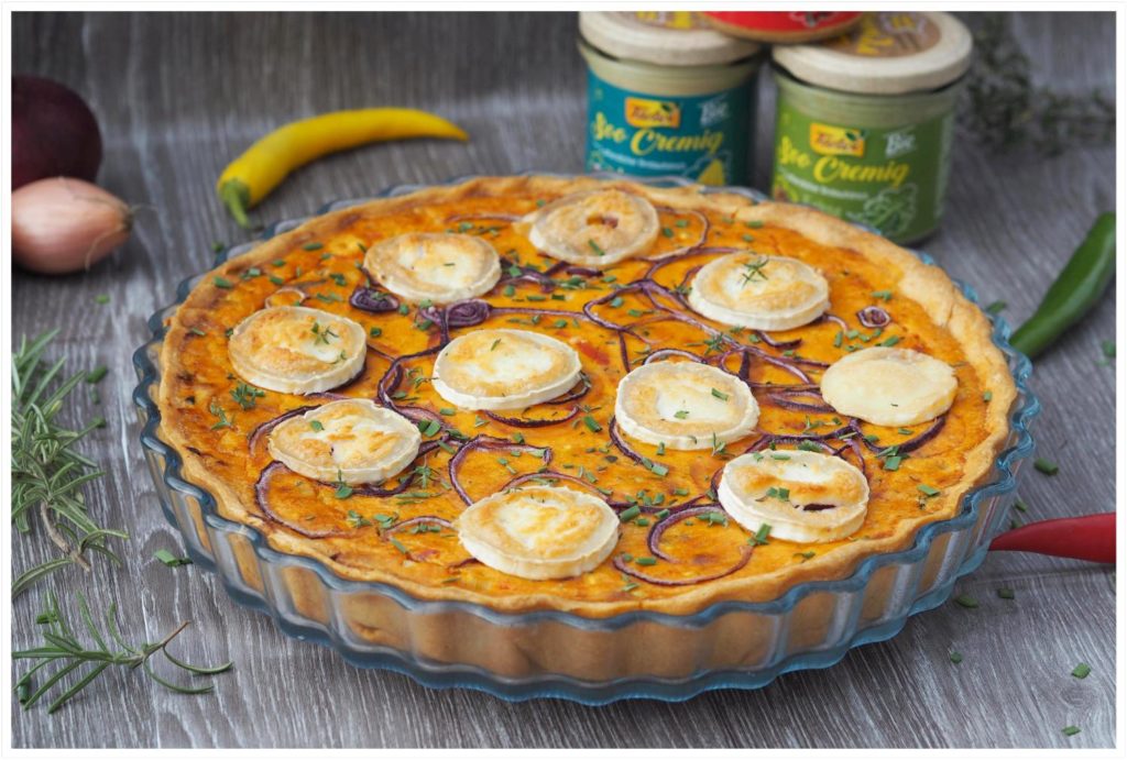 Mediterrane Gemüse-Quiche mit Chili, Gartenkräutern &amp; Ziegenkäse - Food ...