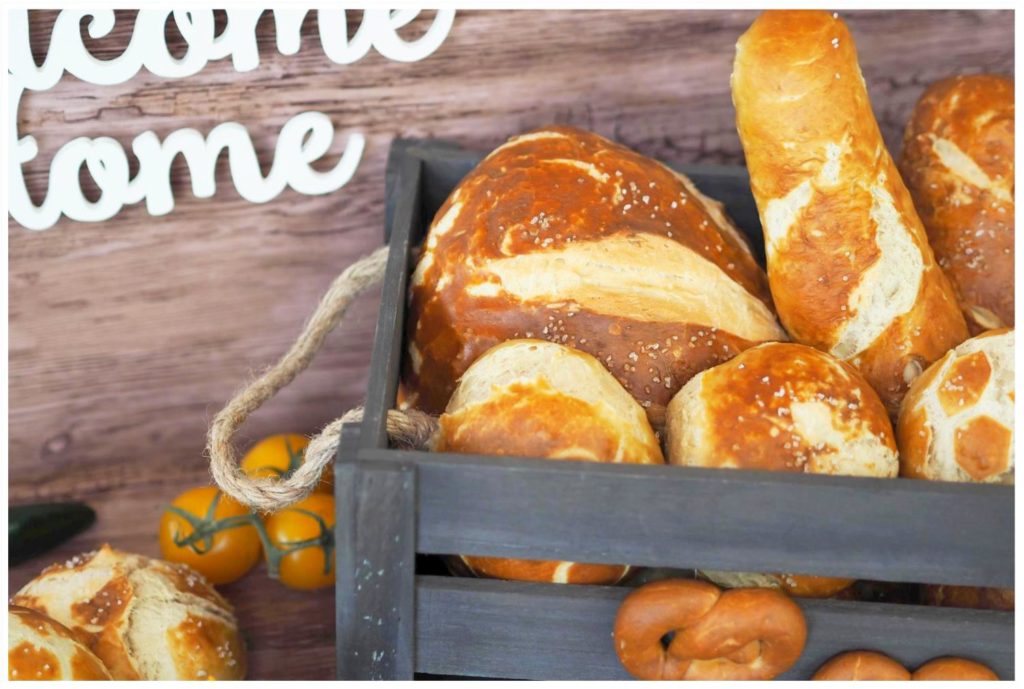 laugengebaeck-brezel-laugenbrötchen-aufstriche-kostenlose-website-metro