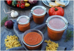 beste-tomatensosse-mit-tomaten-aus-dem-garten