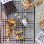 schoko-mandel-cantuccini-italienisches-mandelgebaeck-mychoco