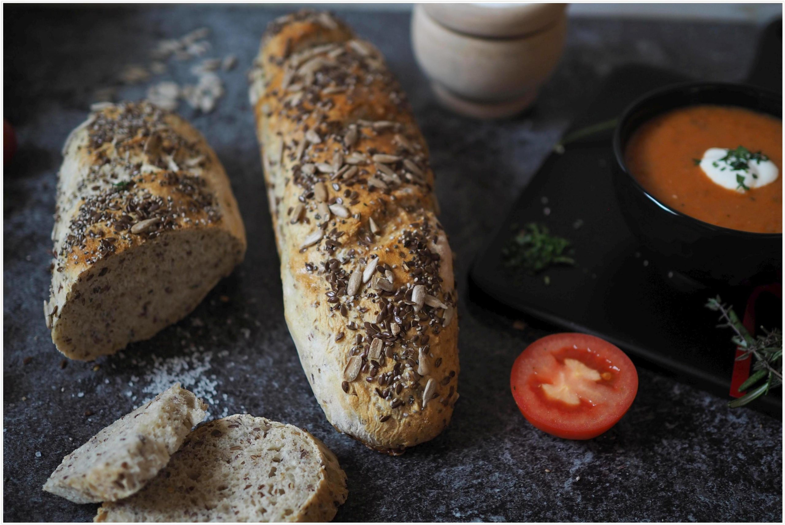 kerniges-koerner-baguette-saaten-geroestete-tomatensuppe-vollkorn ...