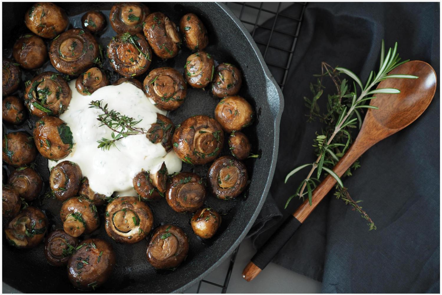 wie-vom-rummel-jahrmarkt-champignons-mit-frischen-kraeutern-dip ...