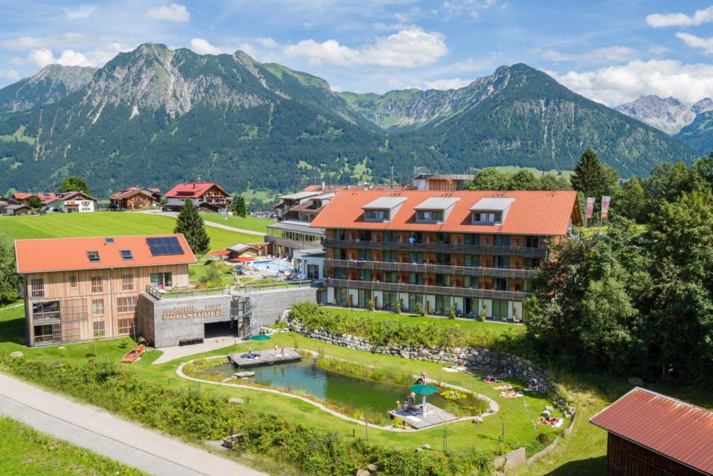 hotel-oberstdorf-im-wunderschoenen-allgaeu-urlaub-fuer-die-ganz-familie