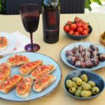 knusprige-bruschetta-datteln-im-speckmantel- Apothic-Wine-wein-tapas-antipasti