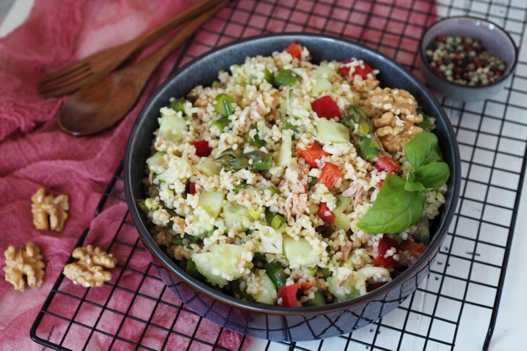 bulgur-salat-mit-gruenem-spargel