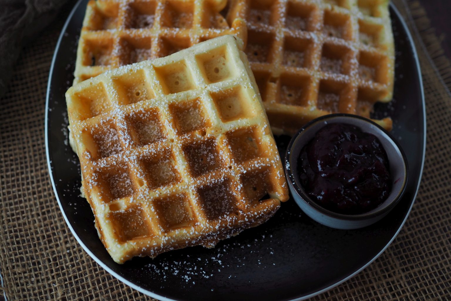 Joghurt-Waffeln zum Frühstück (zuckerfrei) - Wiewowasistgut