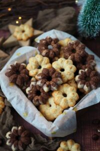 Weihnachtsbäckerei,
Weihnachten,
Kekse,
Plätzchen,
Spritzgebäck,
Schokolade,
Geschenk aus der Küche,
TM6, 
TM 5,
TM 31,
Thermomix,
www.wiewowasistgut.com,
backen,
selbstgemacht,