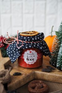 winterliche-erdbeermarmelade-mit-marzipan