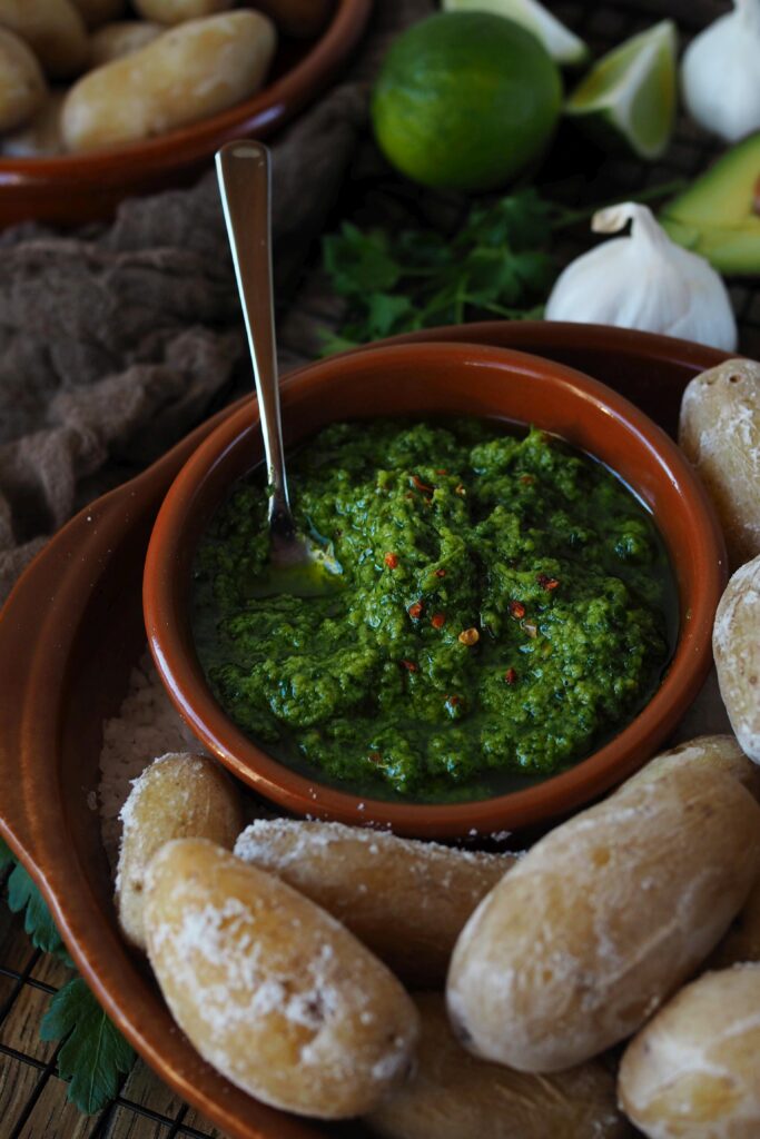 patatas-arrugadas-mit-mojo-verde