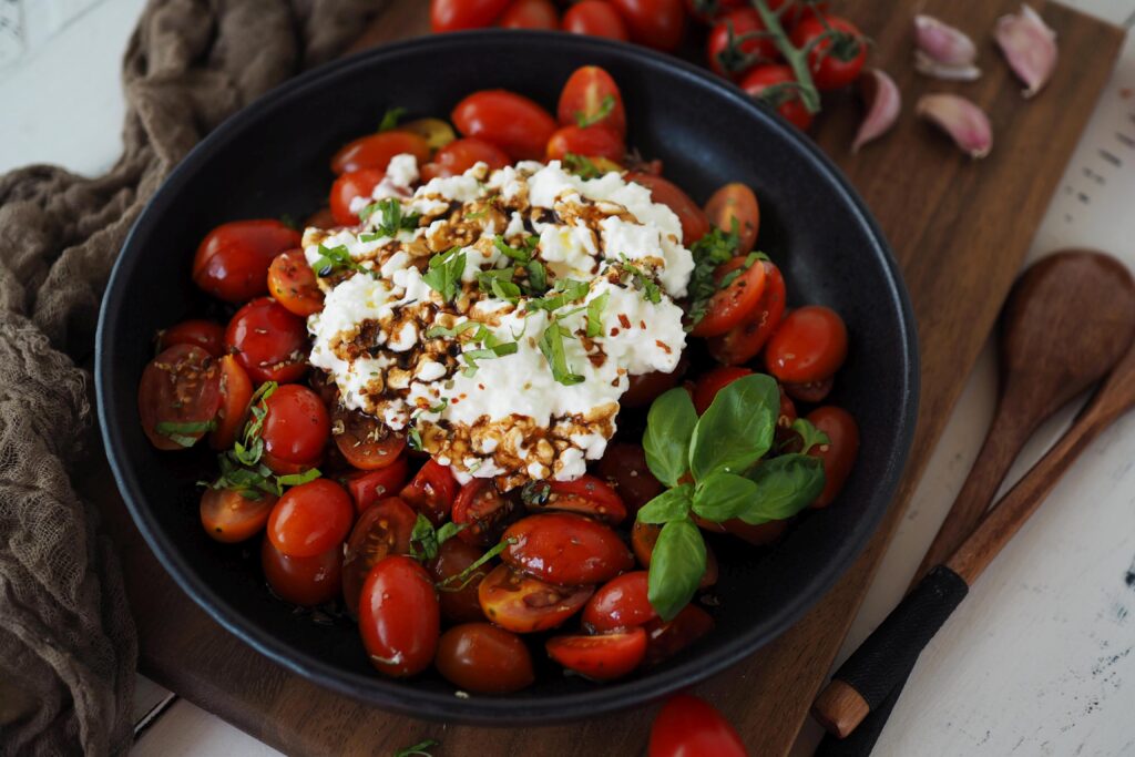 5-minunten-protein-tomatensalat