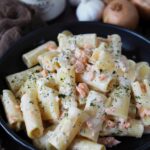 20-minuten-raeucherlachs-frischkaese-pasta