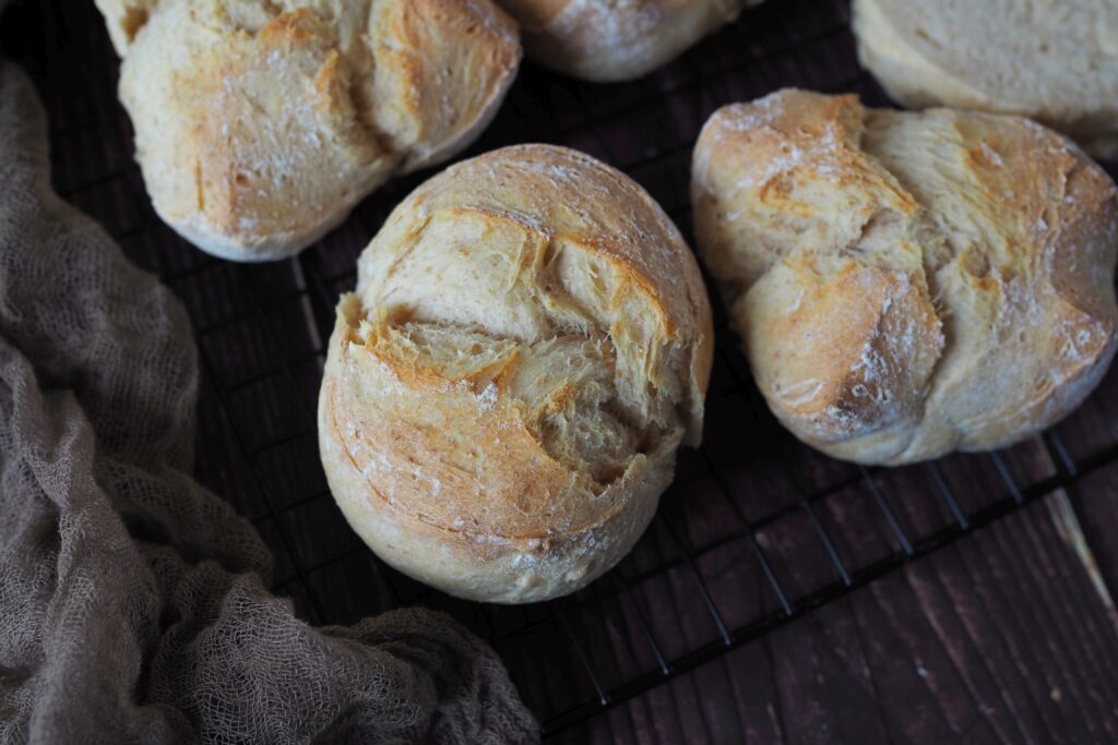 Knusprige Kartoffelbrötchen mit Übernachtgare