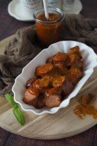 currywurst-selber-machen-currywurst-sosse