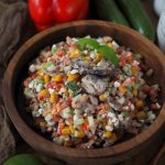 perfekt-zum-abnehmen-proteinreicher-huettenkaesesalat-mit-sardinen