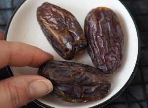 wie-gesund-sind-datteln-inkl-meinem-liebsten-10-sekunden-dattel-snack