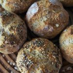 proteinreiche-dinkel-haferflocken-broetchen-ohne-gehzeit