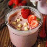 erdbeer-kefir-eis-gerne-proteinreich-ninja-creami