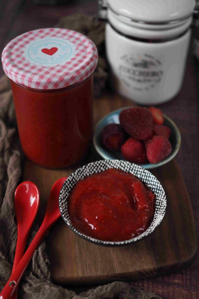 selbstgemachte-zuckerreduzierte-marmelade