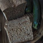 proteinreiches-dinkelvollkorn-zucchinibrot