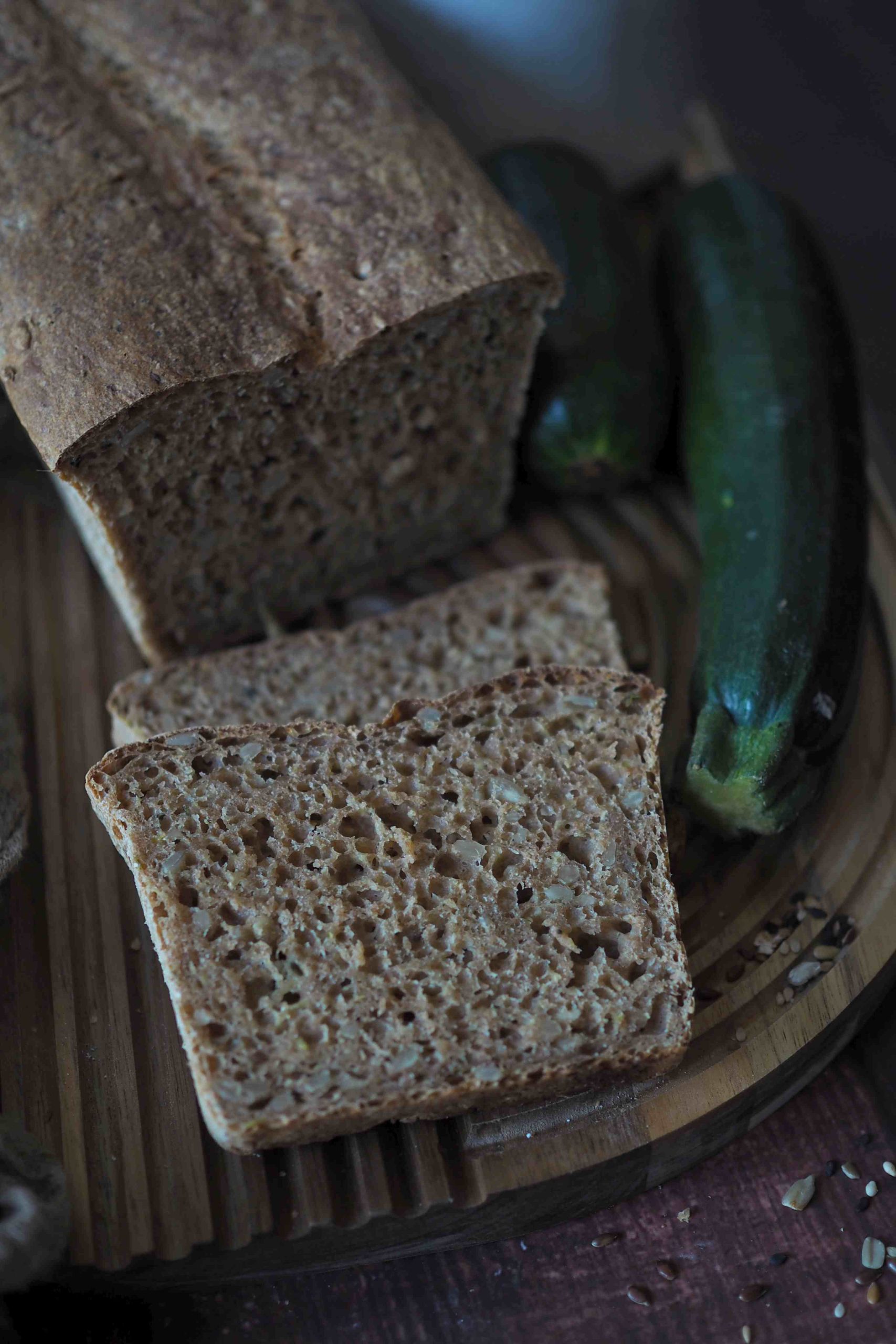 Proteinreiches Dinkelvollkorn-Zucchinibrot – mein Lieblingsrezept 