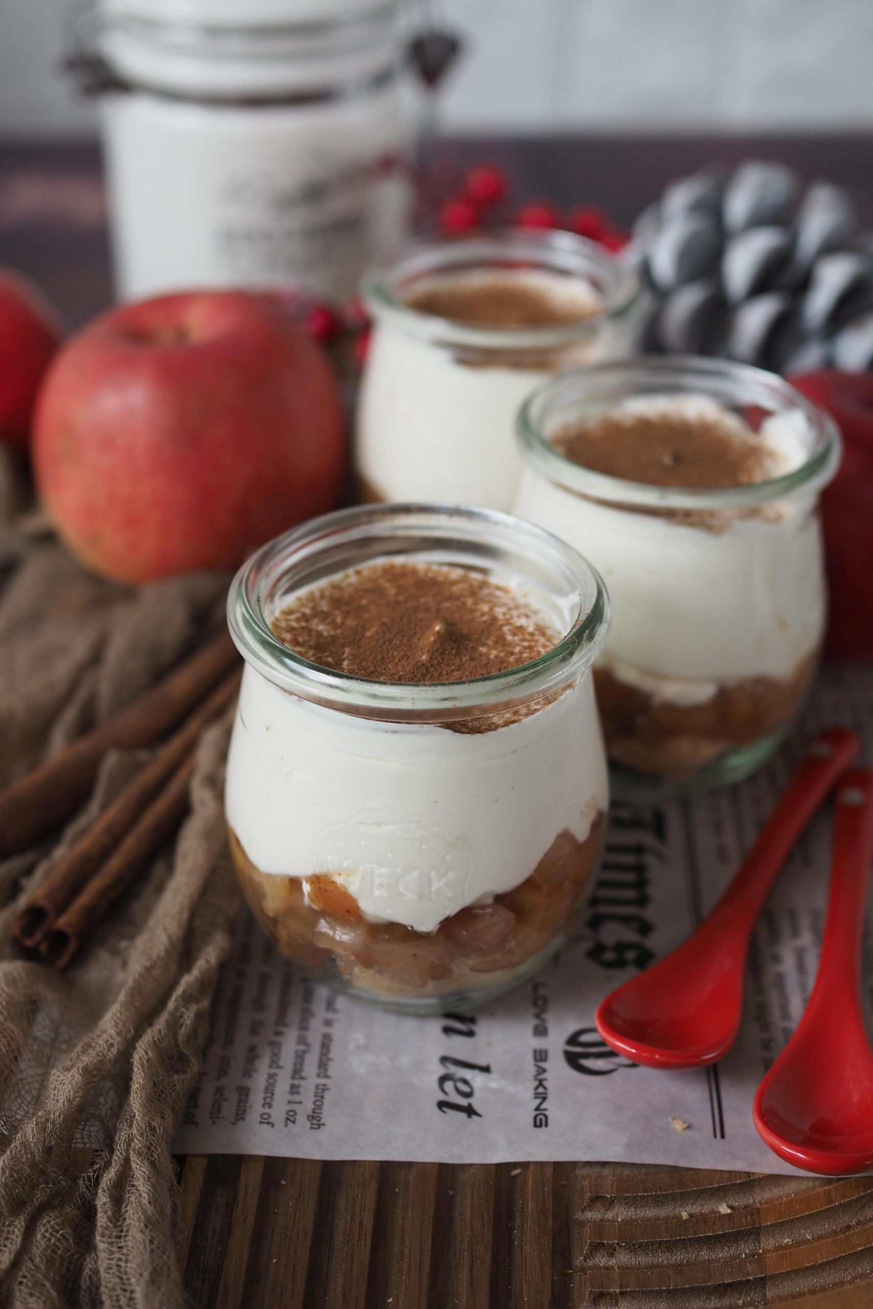 Winterliches Bratapfel-Tiramisu im Gläschen