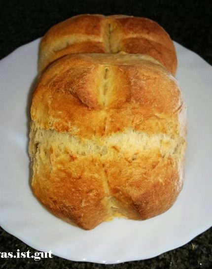 Dinkel-Weizenbrötchen aus dem Thermomix