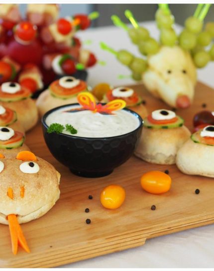 partyschlange-schule-kindergarten-fingerfood-gesund-buffet-edeka