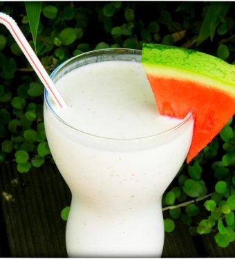 Bananen-Quark-Eiweißshake-nach-dem-Sport-ohne-whey