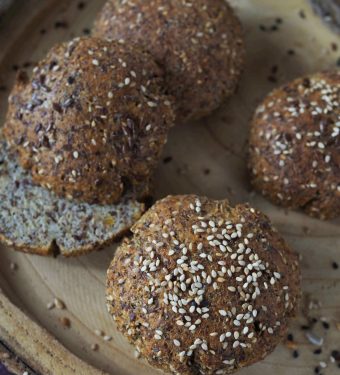 keto-broetchen-ohne-mehl-schnell-proteinreich-ballaststoffreich