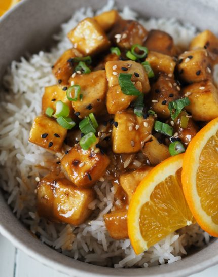 orangen-tofu-mit-reis-vegan