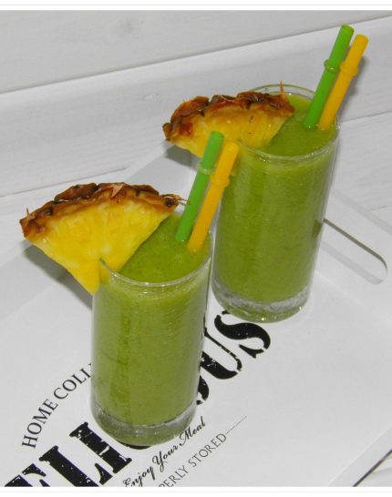 Grüner-Smoothie-mit-Pak-Choi-Ananas-Ingwer-Thermomix