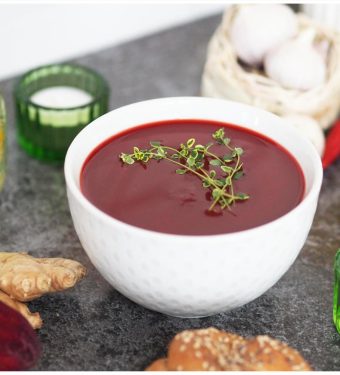 vollkorn-quark-broetchen-rote-beete-pastinaken-suppe-fasten-roemerquelle