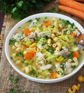 selbstgemachte-huehnersuppe