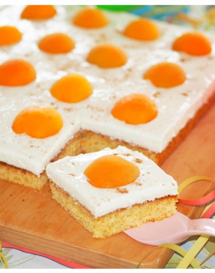 spiegelei-kuchen-zum-kindergeburtstag