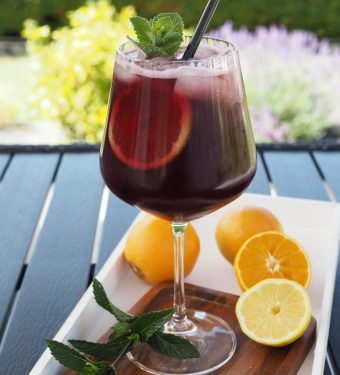 Tinto de verano, Sommerrotwein, Sangria, Spanien, Rotwein, Zitronenlimonade, Party, Sommer, Wein, Cocktail, TM 5, TM 31, Thermomix, Rezepte, www.wiewowasistgut.com,
