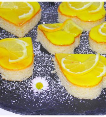 Zitronenherzen-leckeren-Zitronenkuchen-mit-Guss-Thermomix