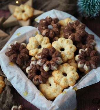 Weihnachtsbäckerei, Weihnachten, Kekse, Plätzchen, Spritzgebäck, Schokolade, Geschenk aus der Küche, TM6, TM 5, TM 31, Thermomix, www.wiewowasistgut.com, backen, selbstgemacht,