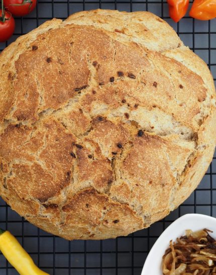 aromatisches-zwiebelbrot-brotzeit-roggen-dinkel